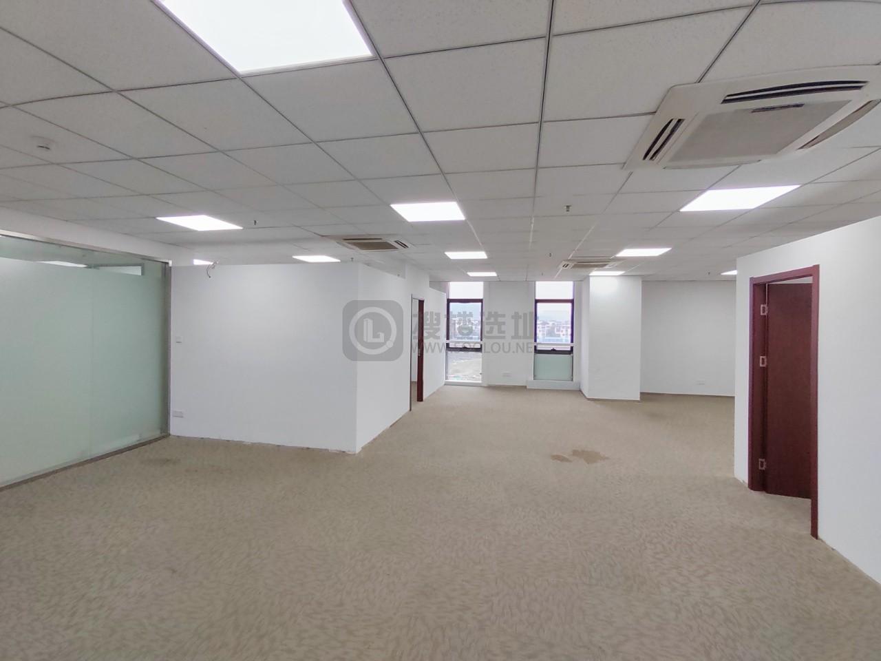 高科中心面积372平