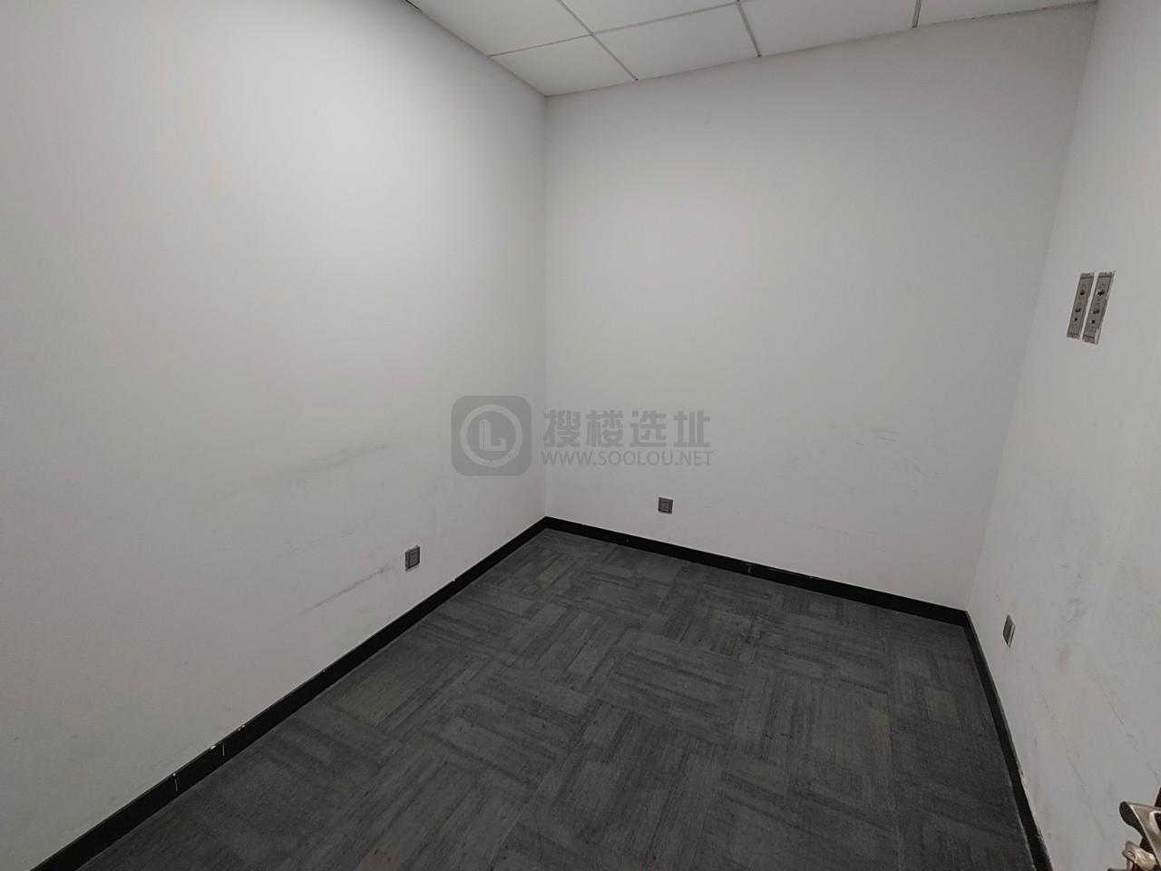 景枫中心面积655平