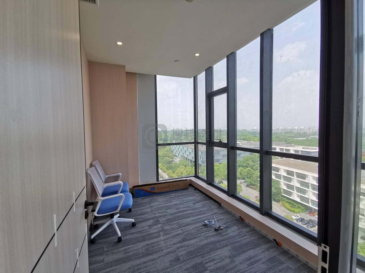 雨花客厅面积196平