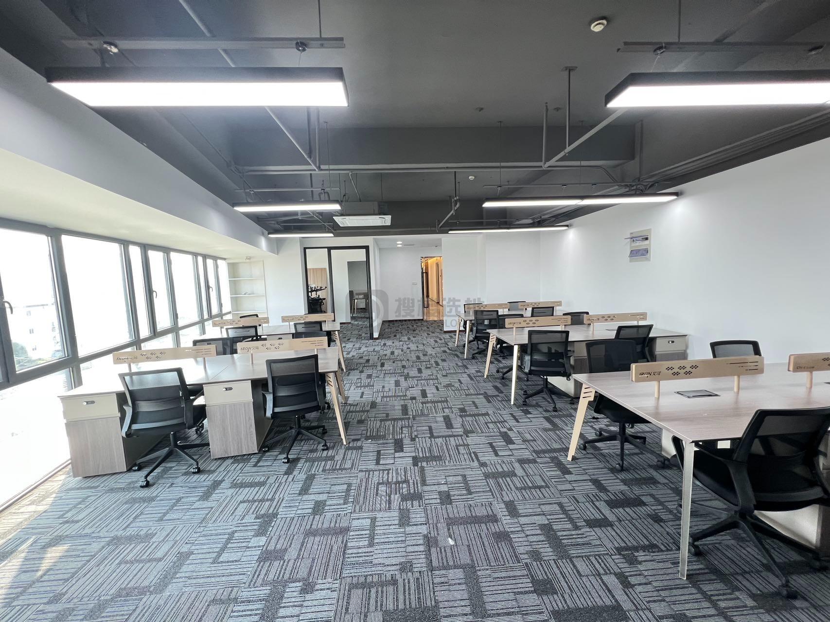 融创精彩天地面积170平