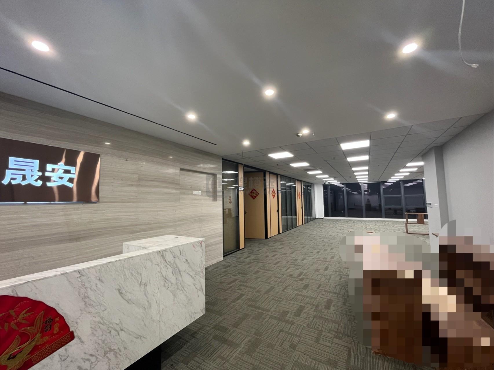  银城INC面积880平