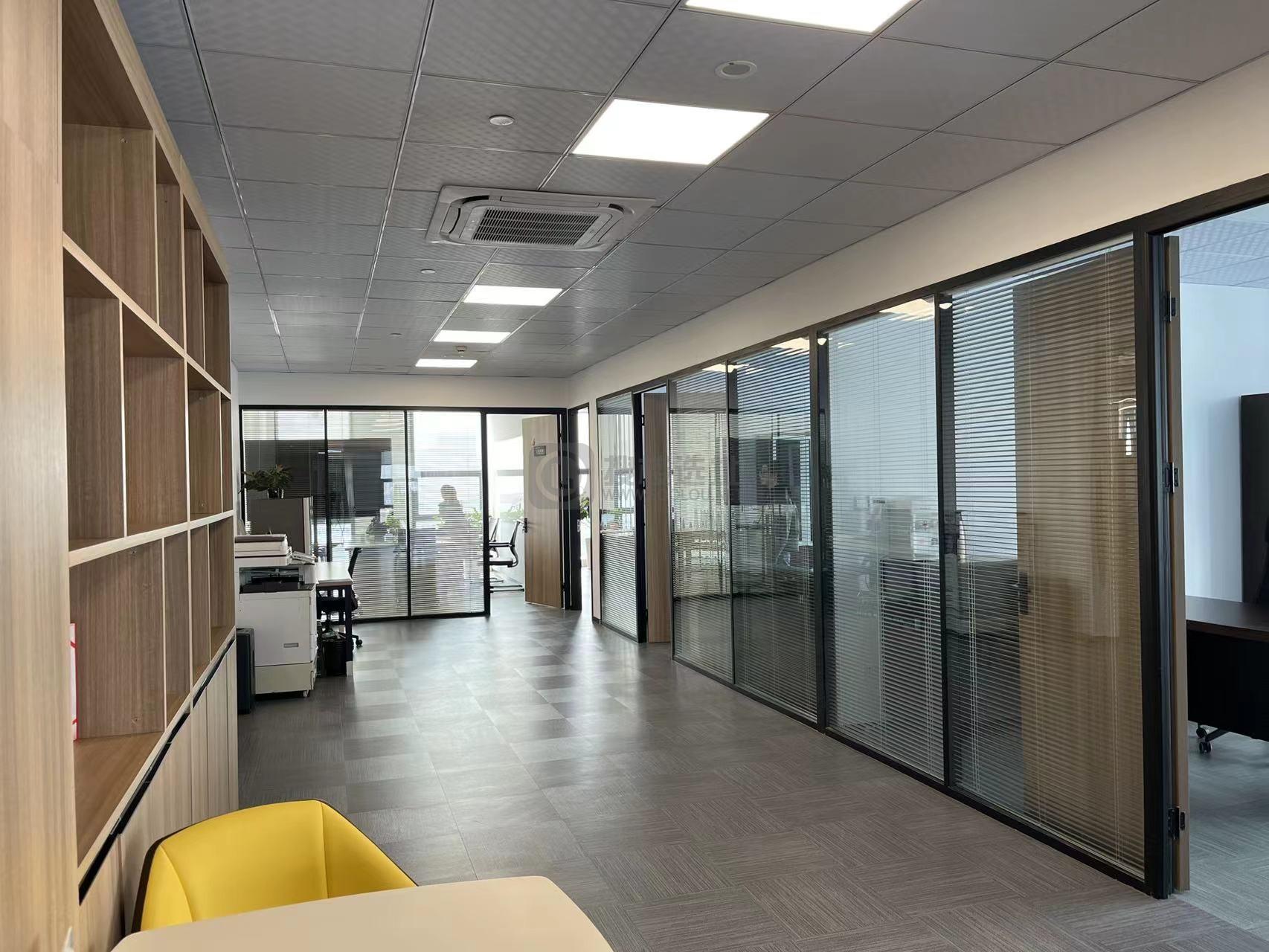  银城INC面积880平