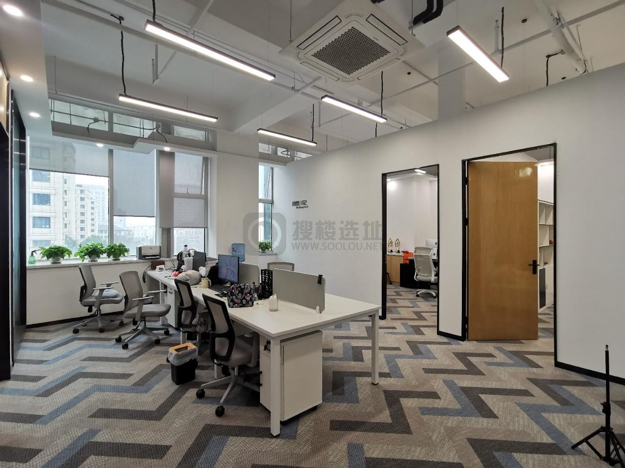 东鼎大厦面积238平