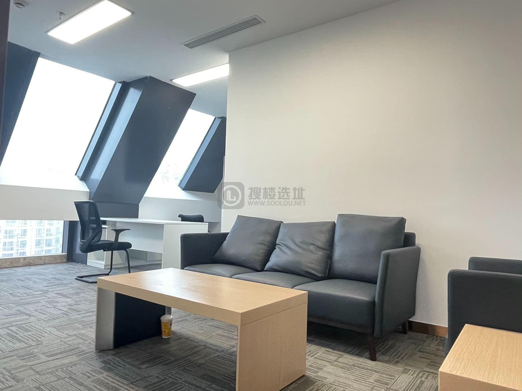  银城INC面积344平