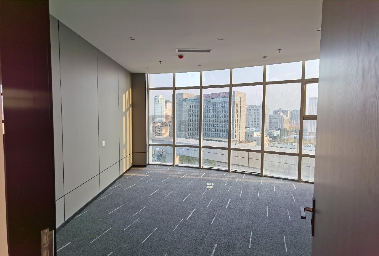 东鼎大厦面积408平