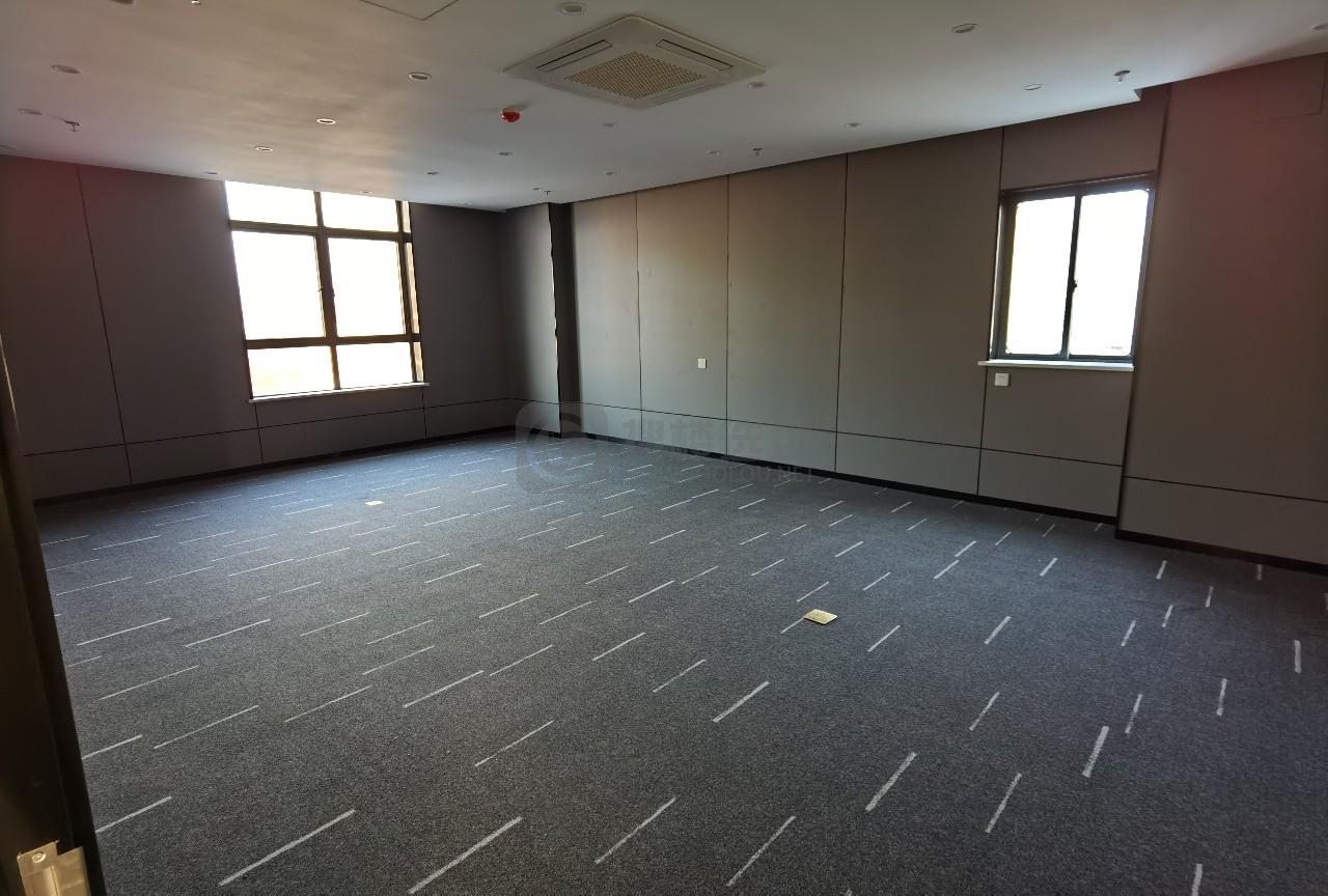 东鼎大厦面积408平