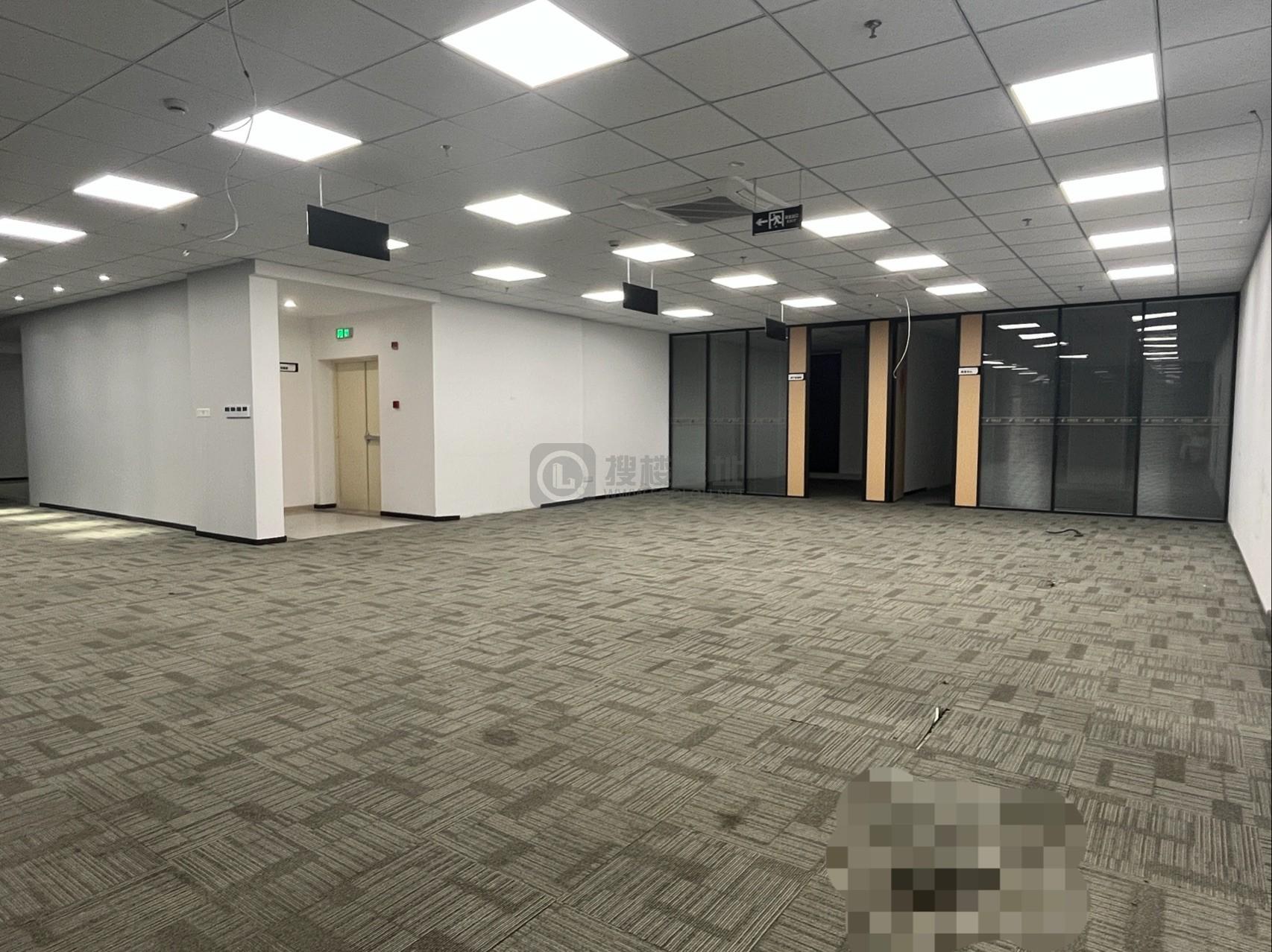  银城INC面积880平