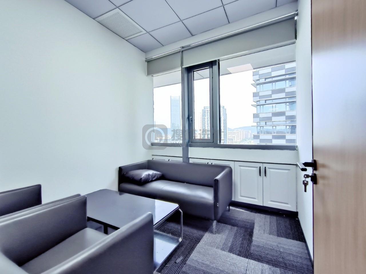  新城总部大厦面积243平