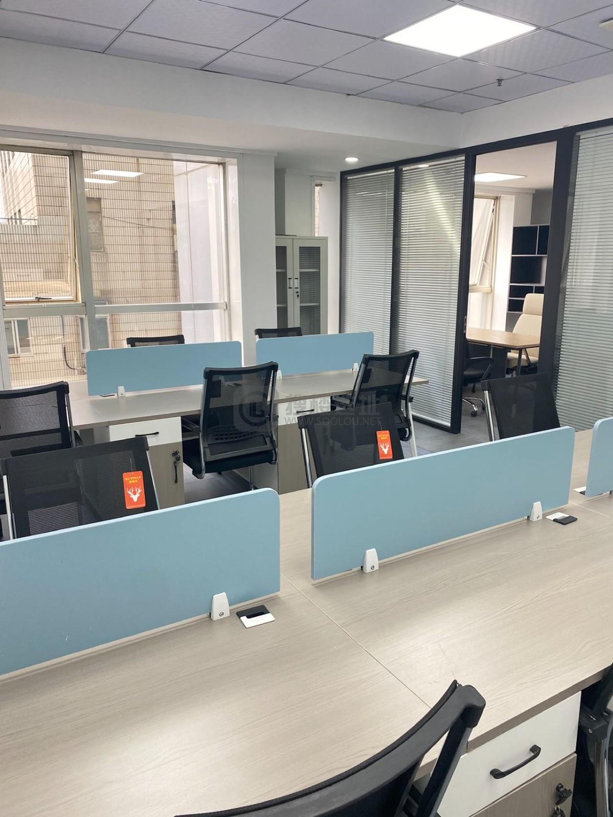 新世界中心面积110平