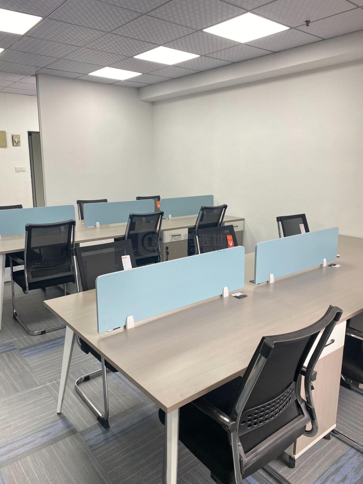 新世界中心面积110平