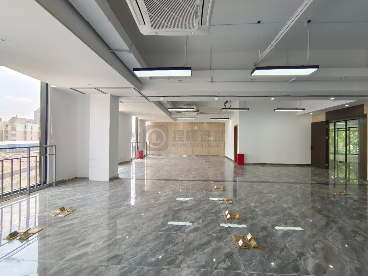 越界梦幻城面积511平