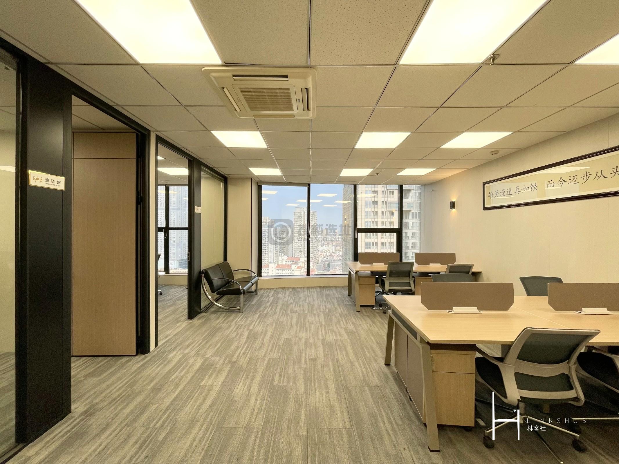 中南国际大厦面积128平