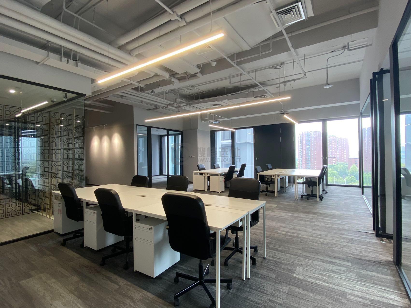 南京金融城面积399平