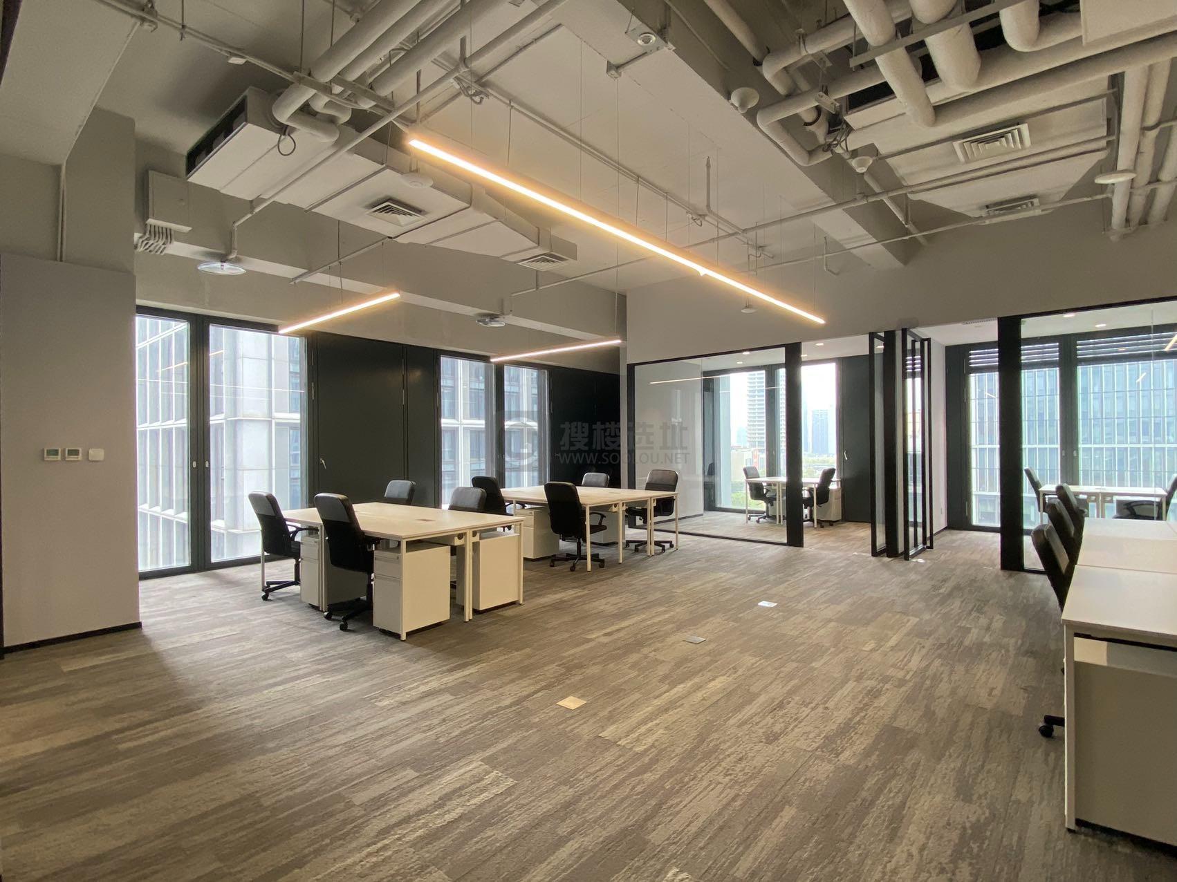 南京金融城面积399平