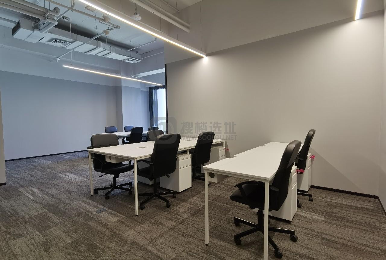 南京金融城面积137平