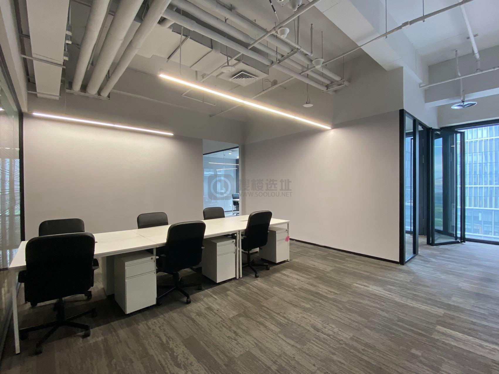 南京金融城面积399平