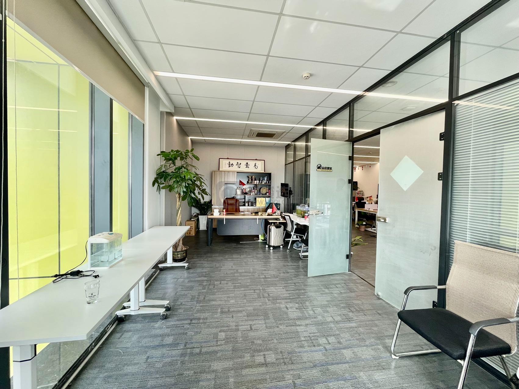 紫云智慧广场面积325平