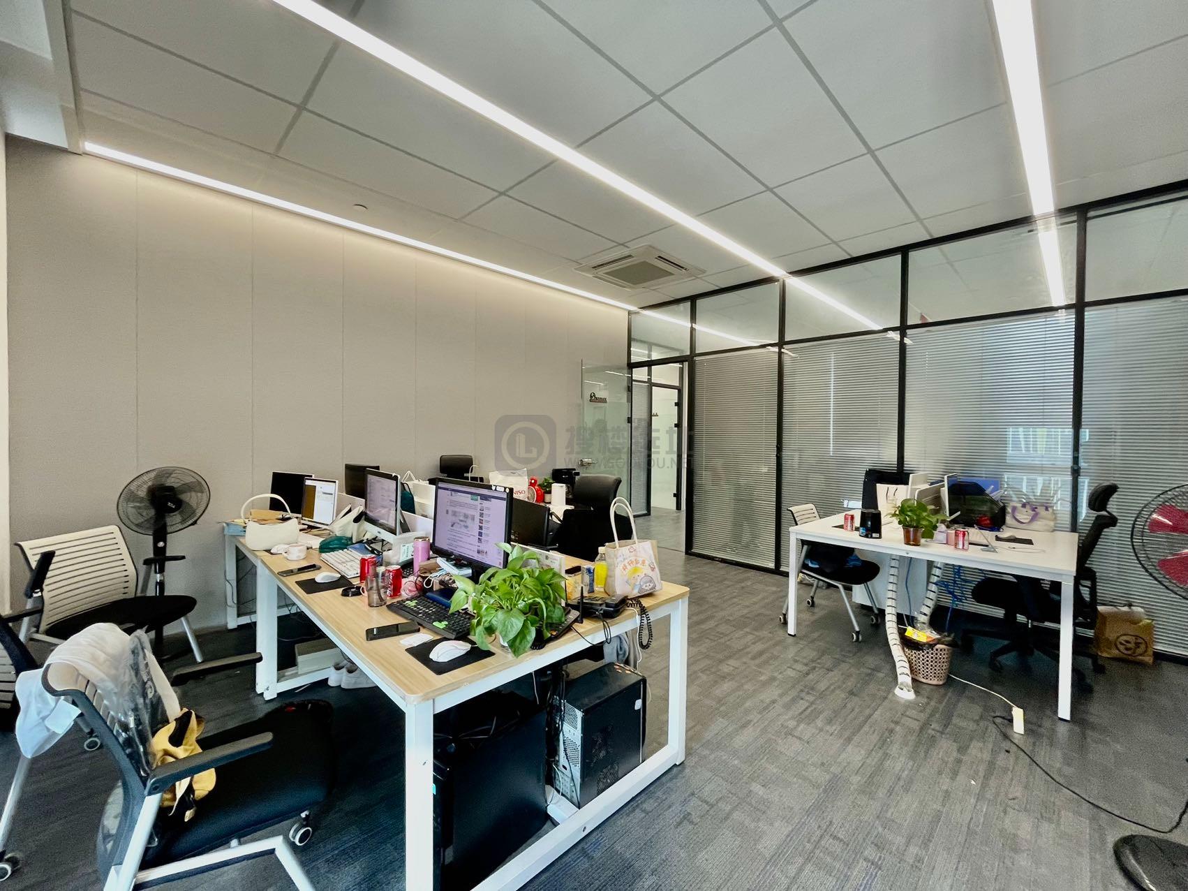 紫云智慧广场面积325平