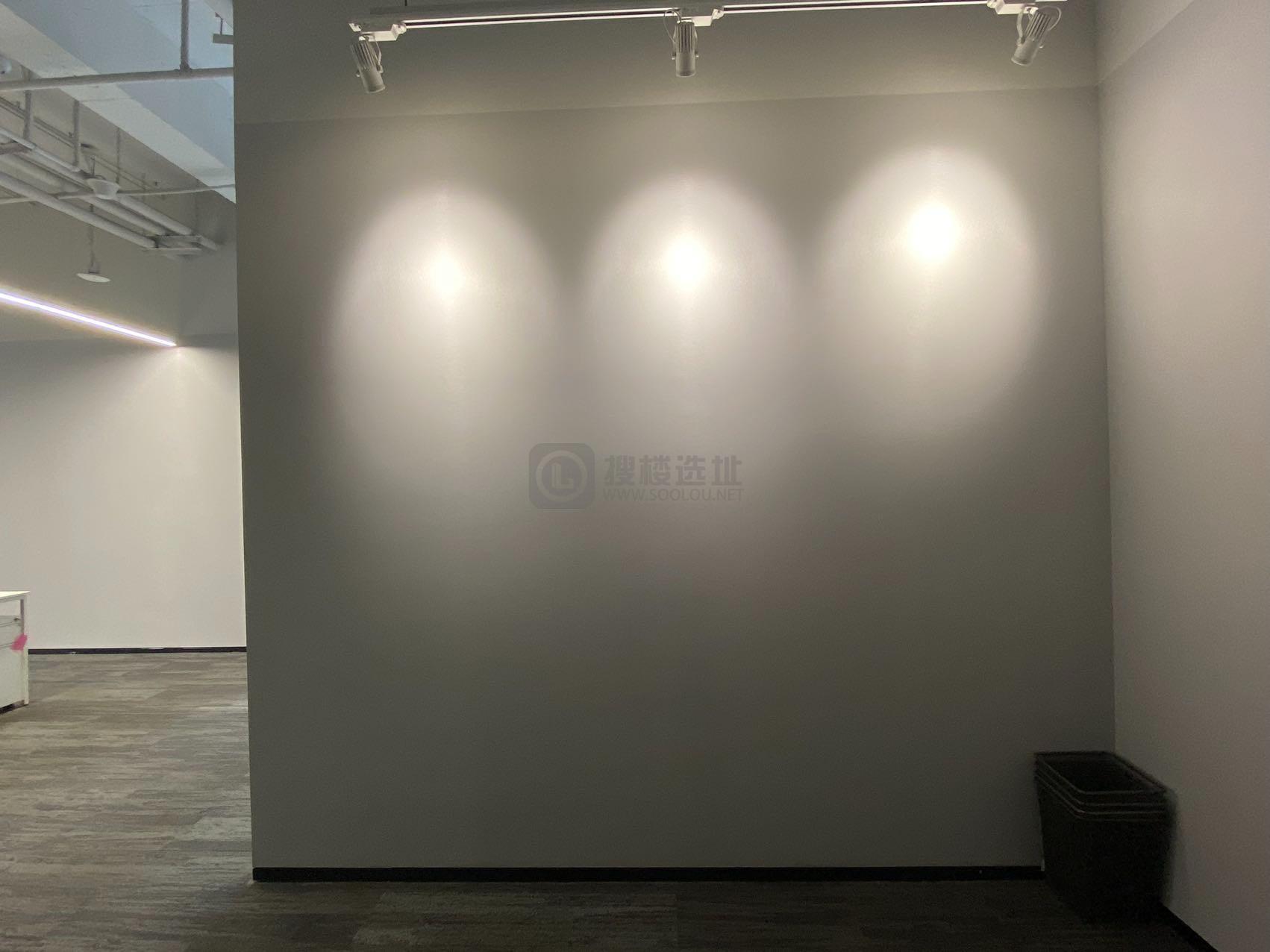 南京金融城面积399平