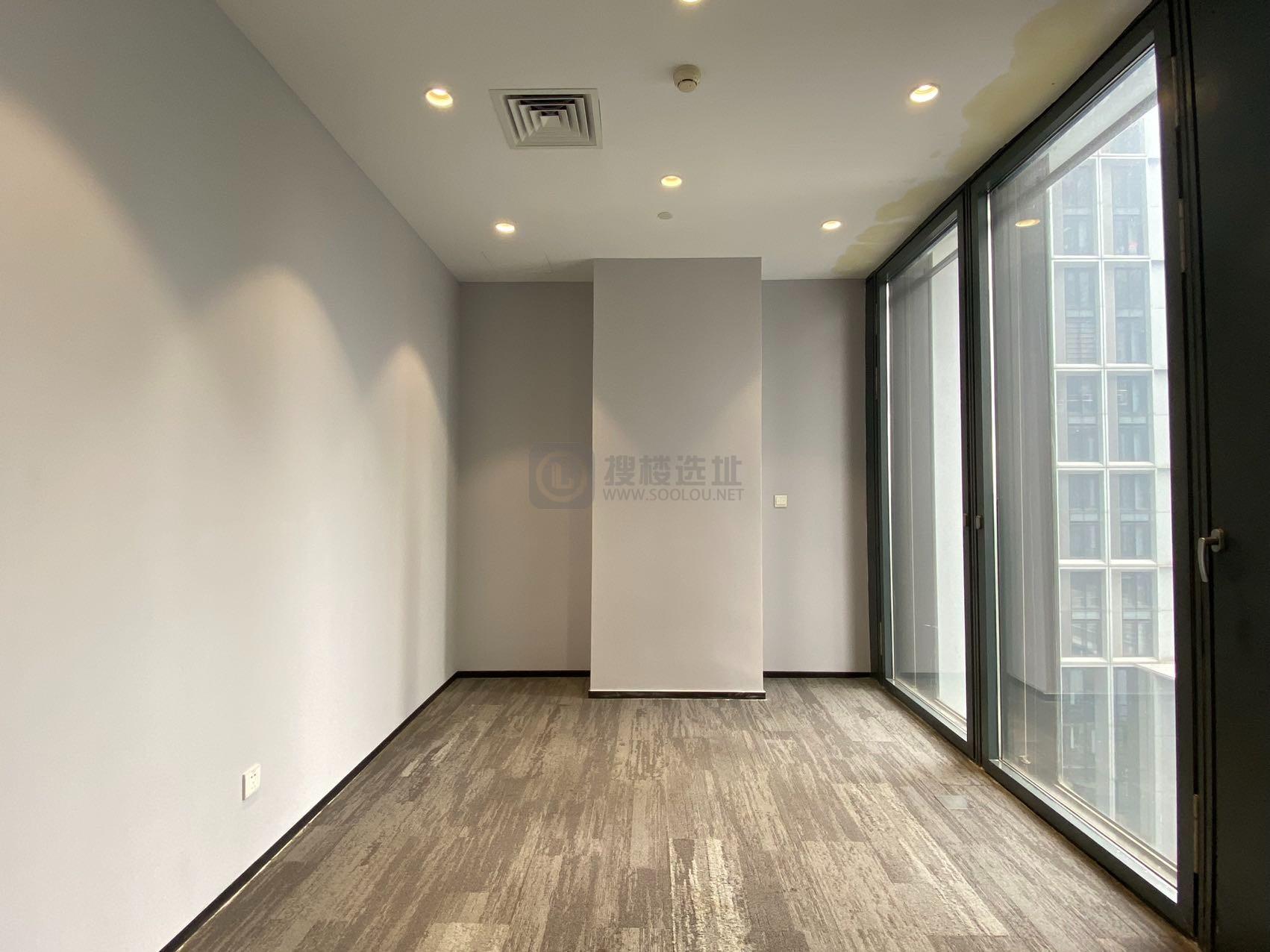 南京金融城面积399平