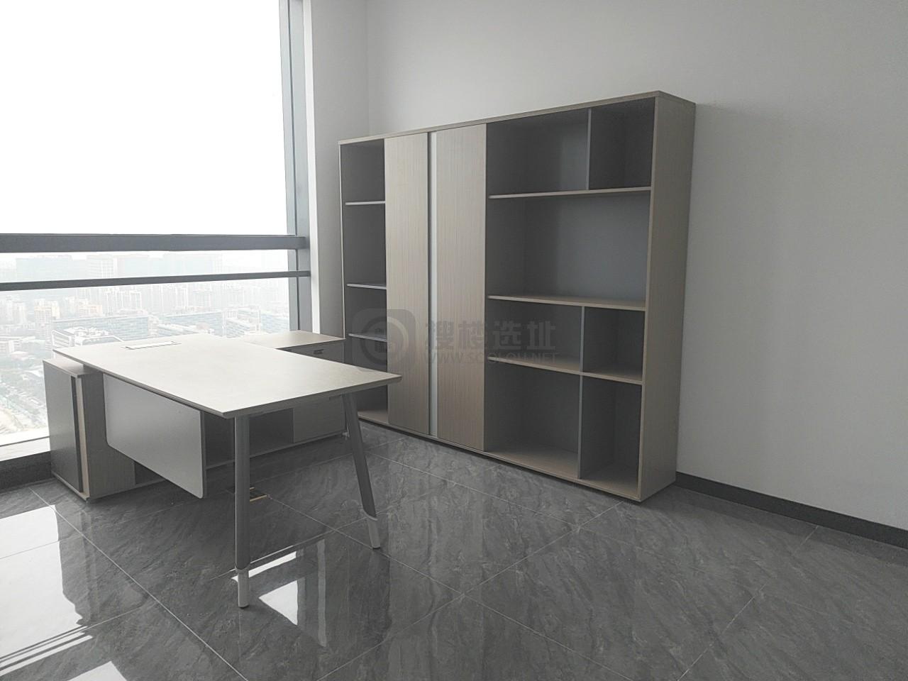 龙湖时代上城面积130平