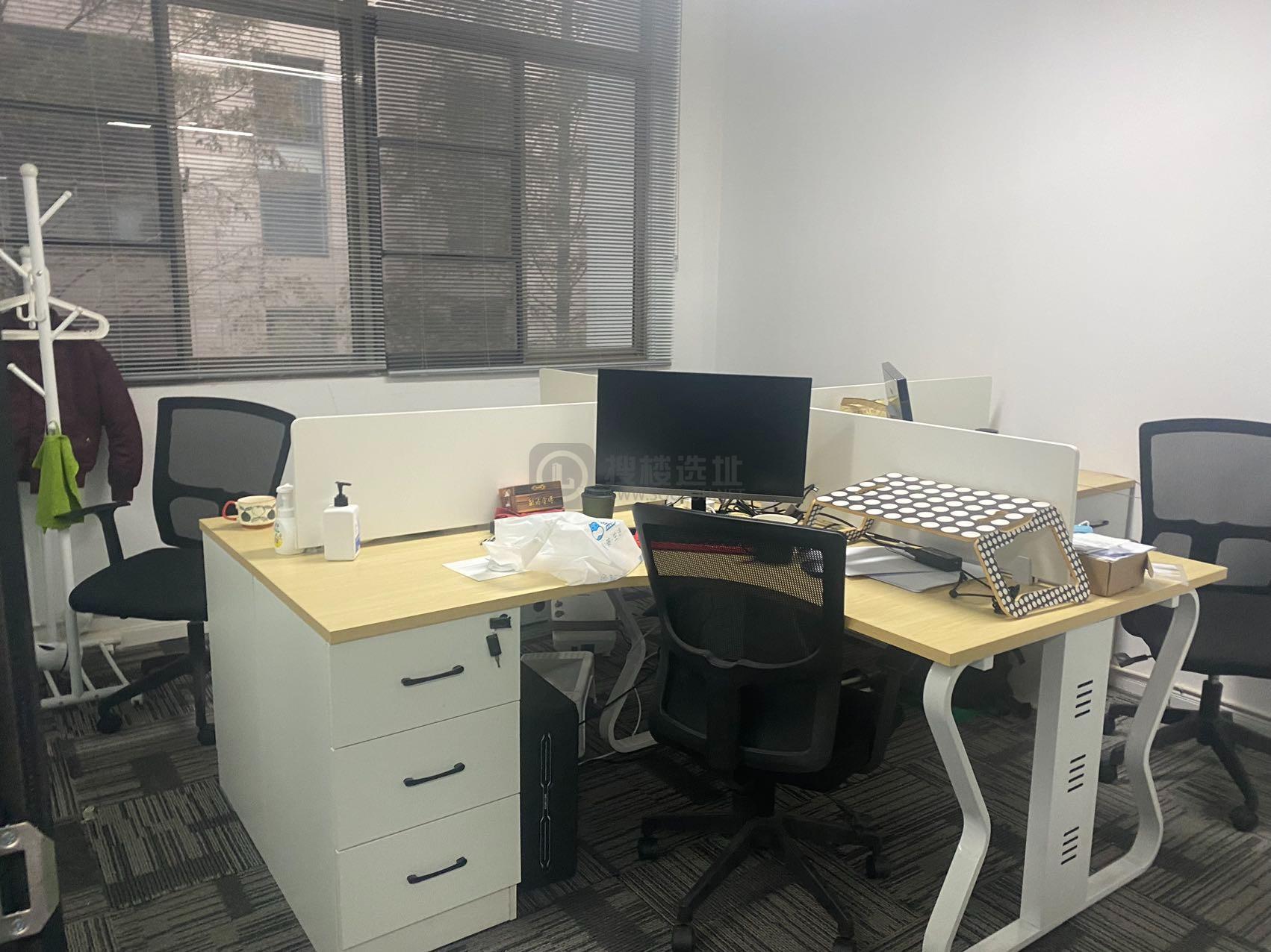 徐矿广场面积116平