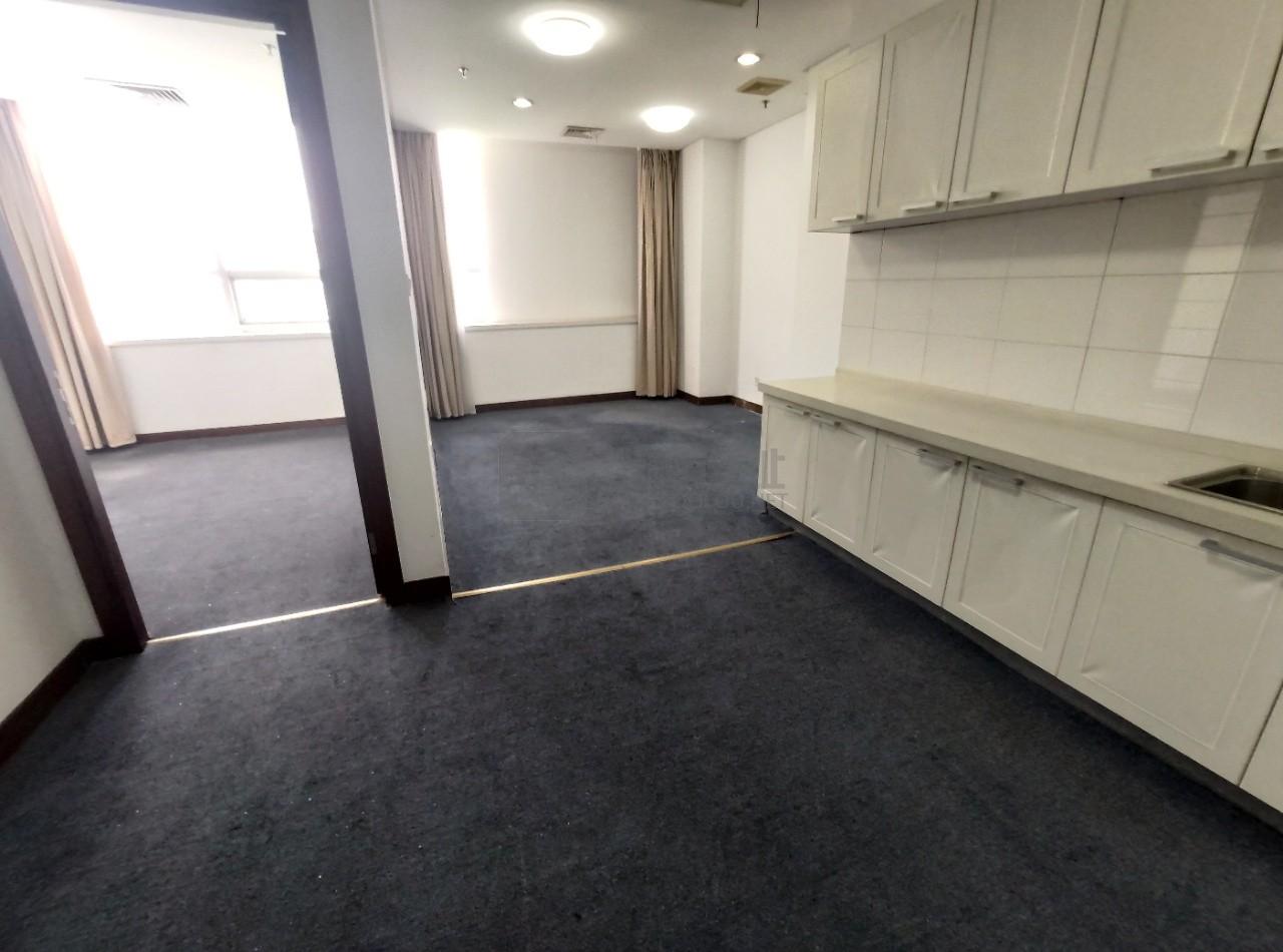 奥体科技中心面积67平