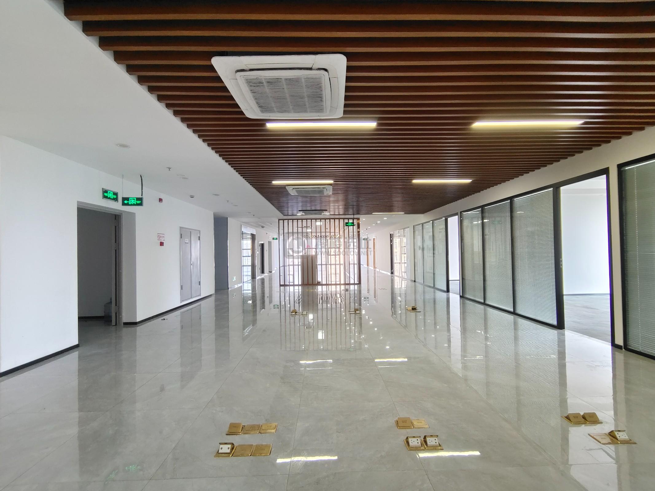  银城INC面积880平