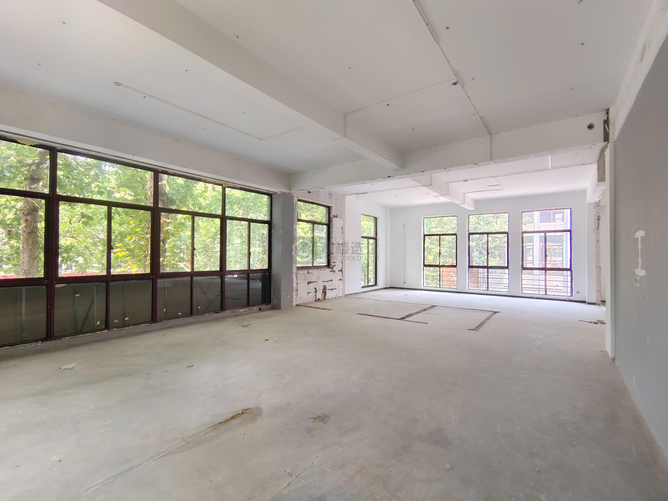 创意东八区面积710平