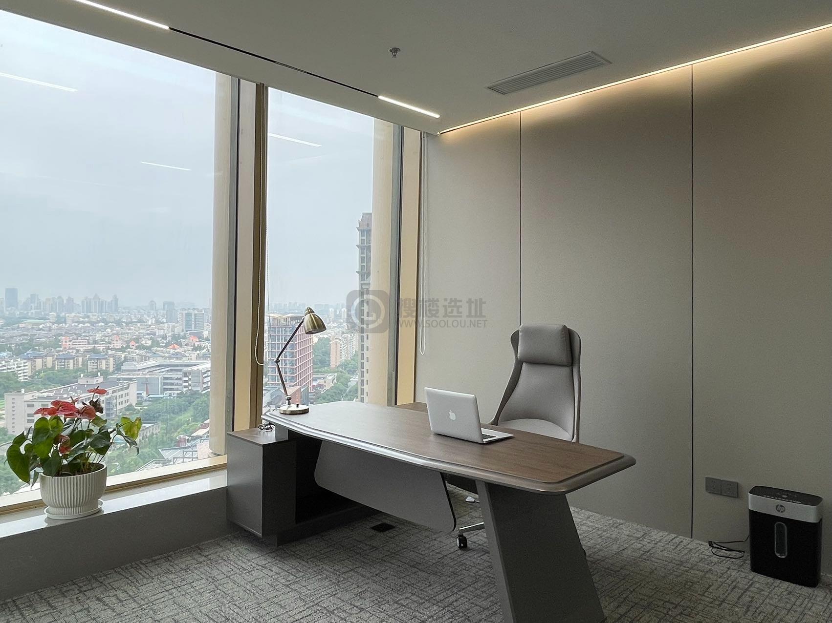 河西金鹰世界面积198平