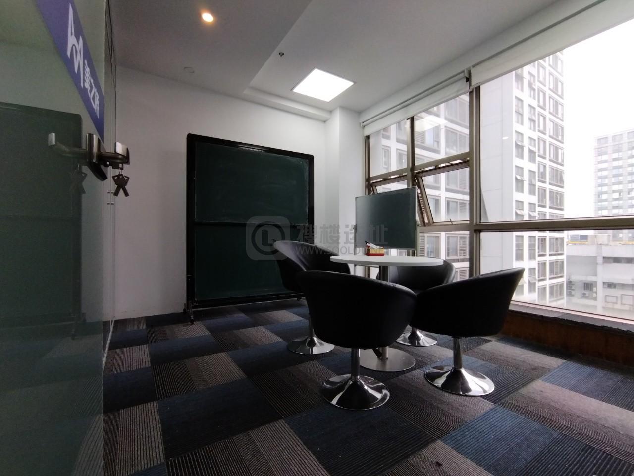 紫金西城中心面积100平