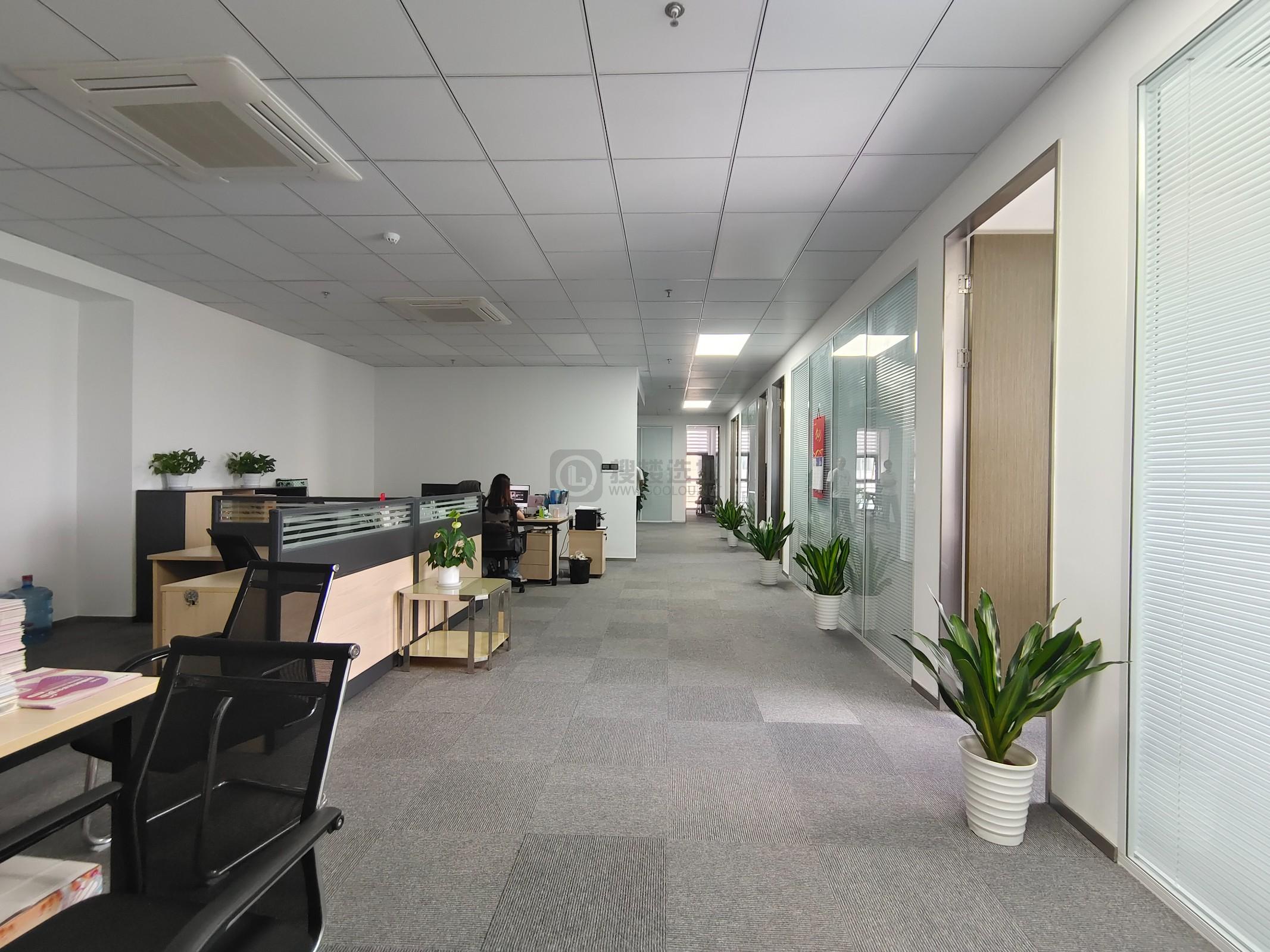 龙熙大厦面积380平