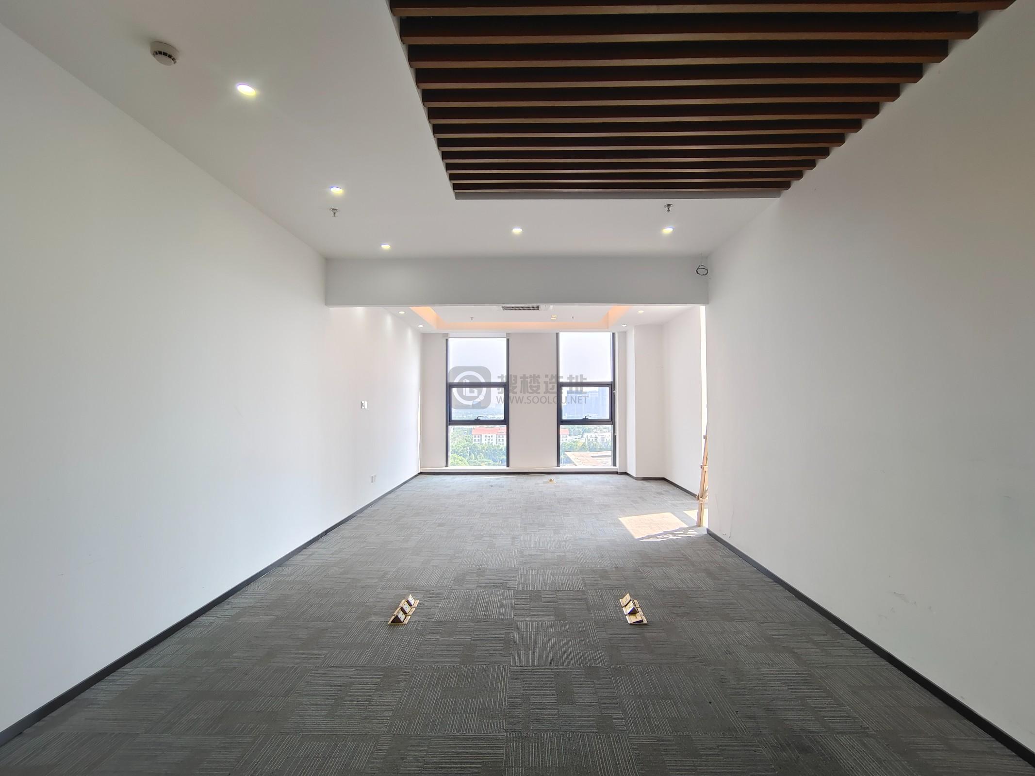  银城INC面积880平