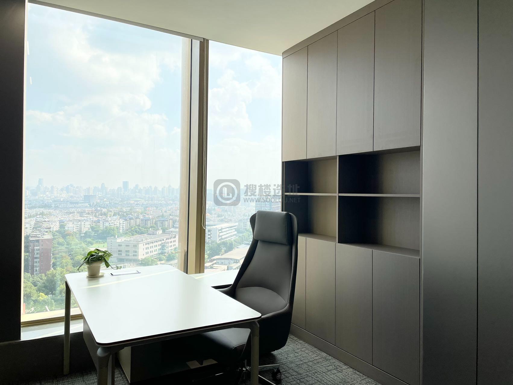 河西金鹰世界面积90平