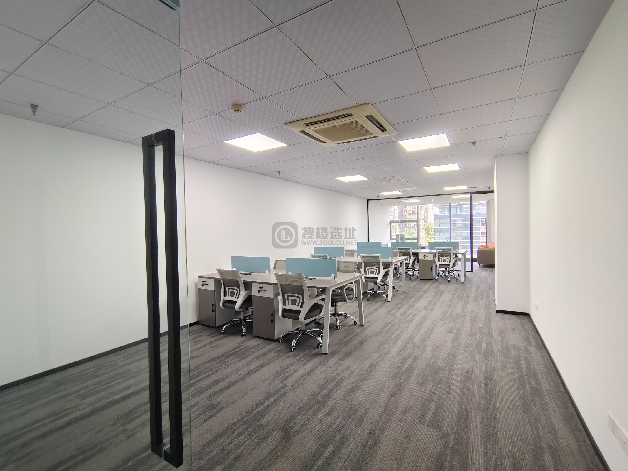 凤凰国际大厦面积116平