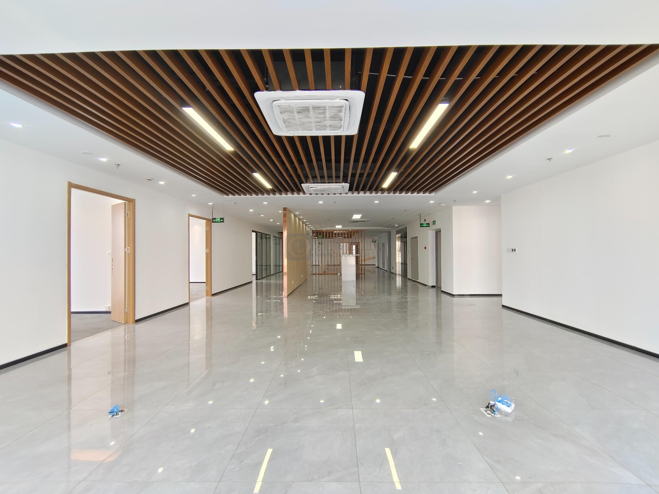  银城INC面积880平