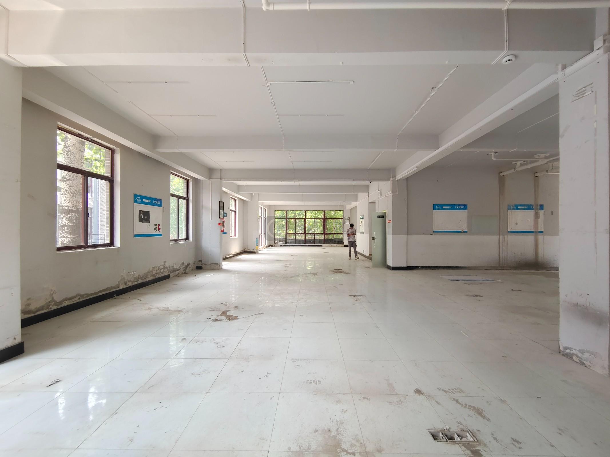 创意东八区面积710平