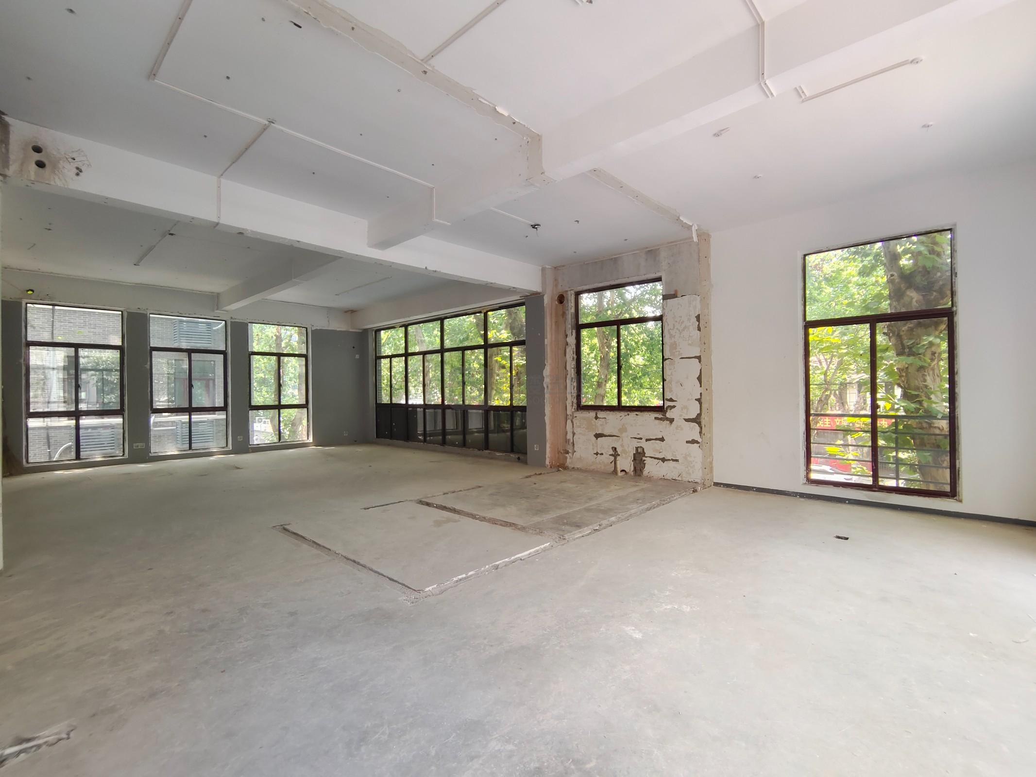 创意东八区面积710平