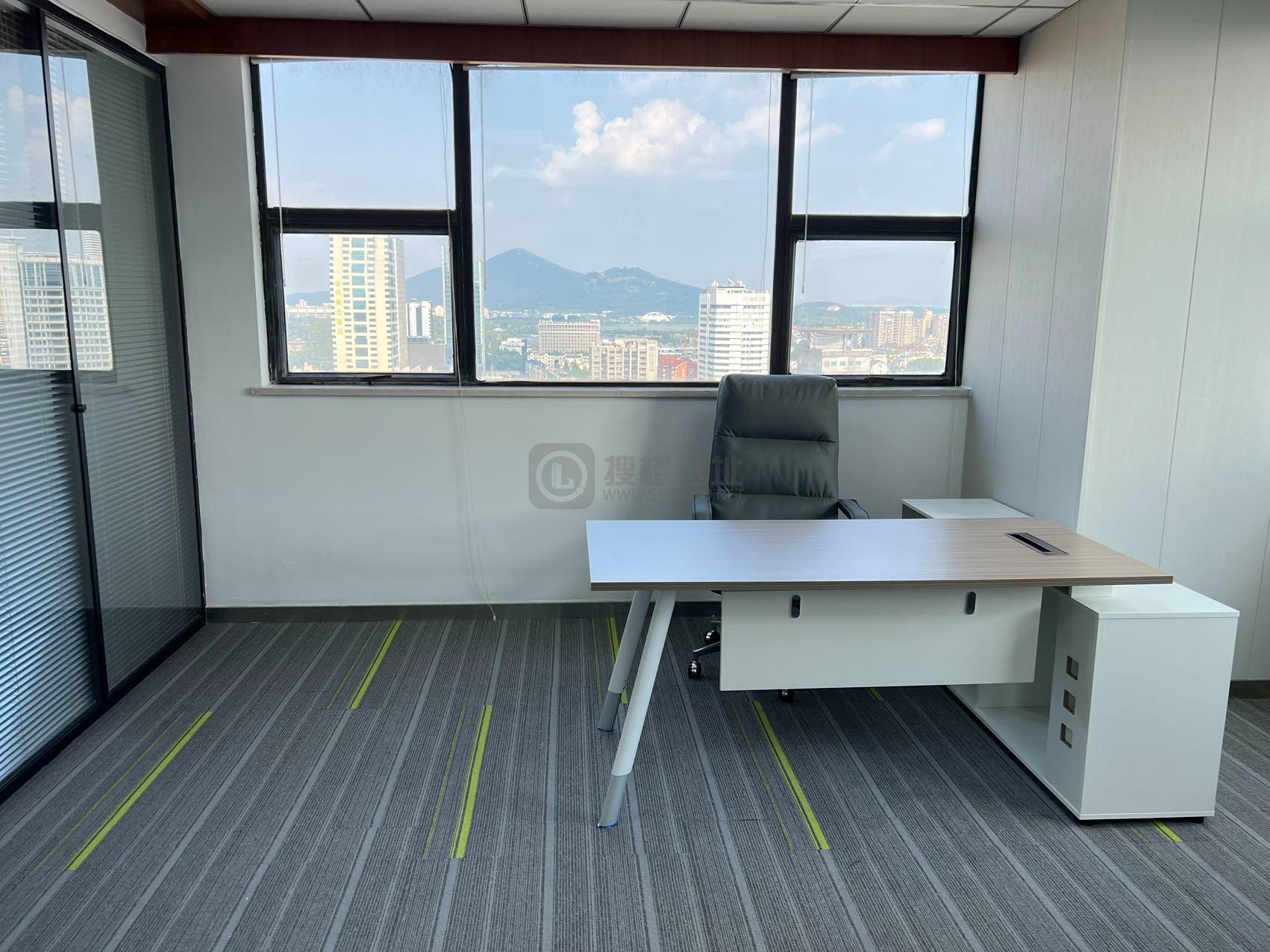 建伟大厦面积261平