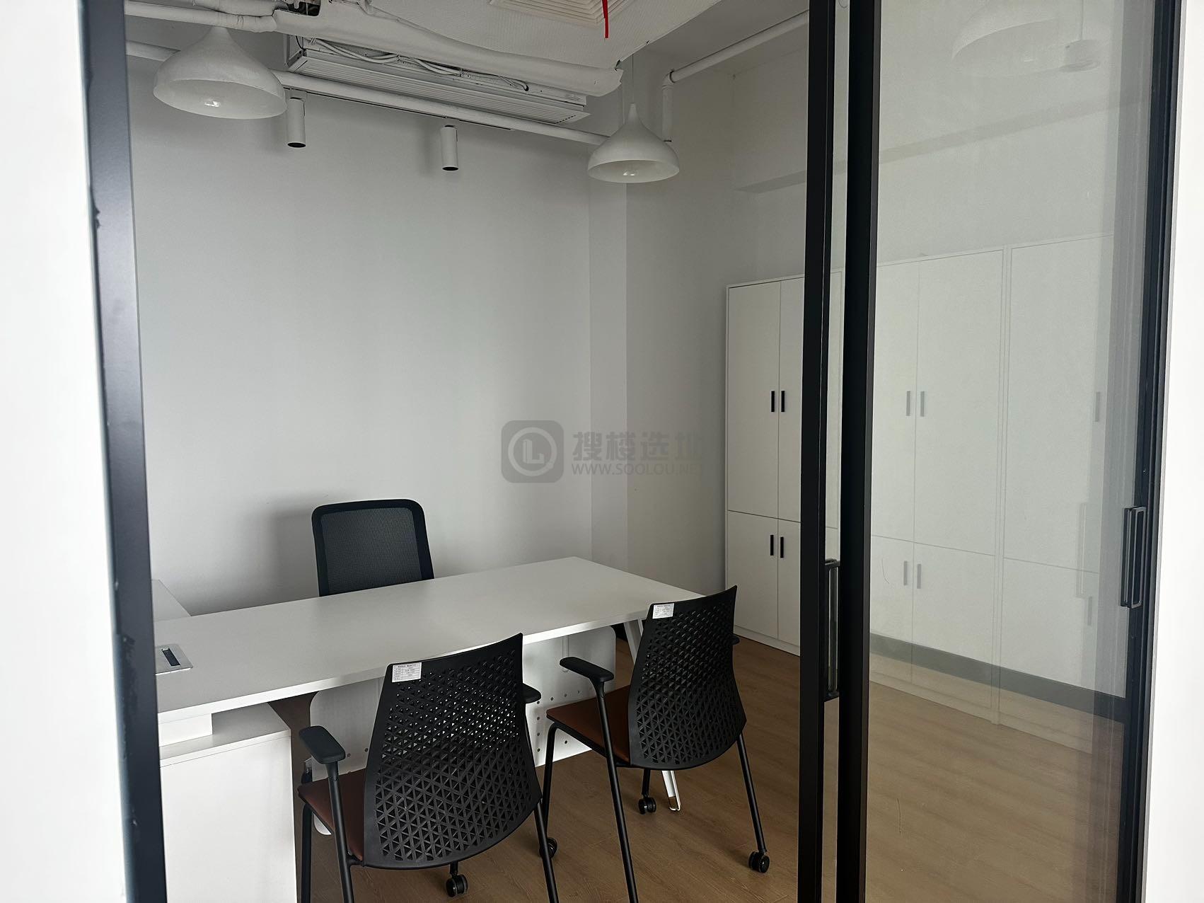 建伟大厦面积120平