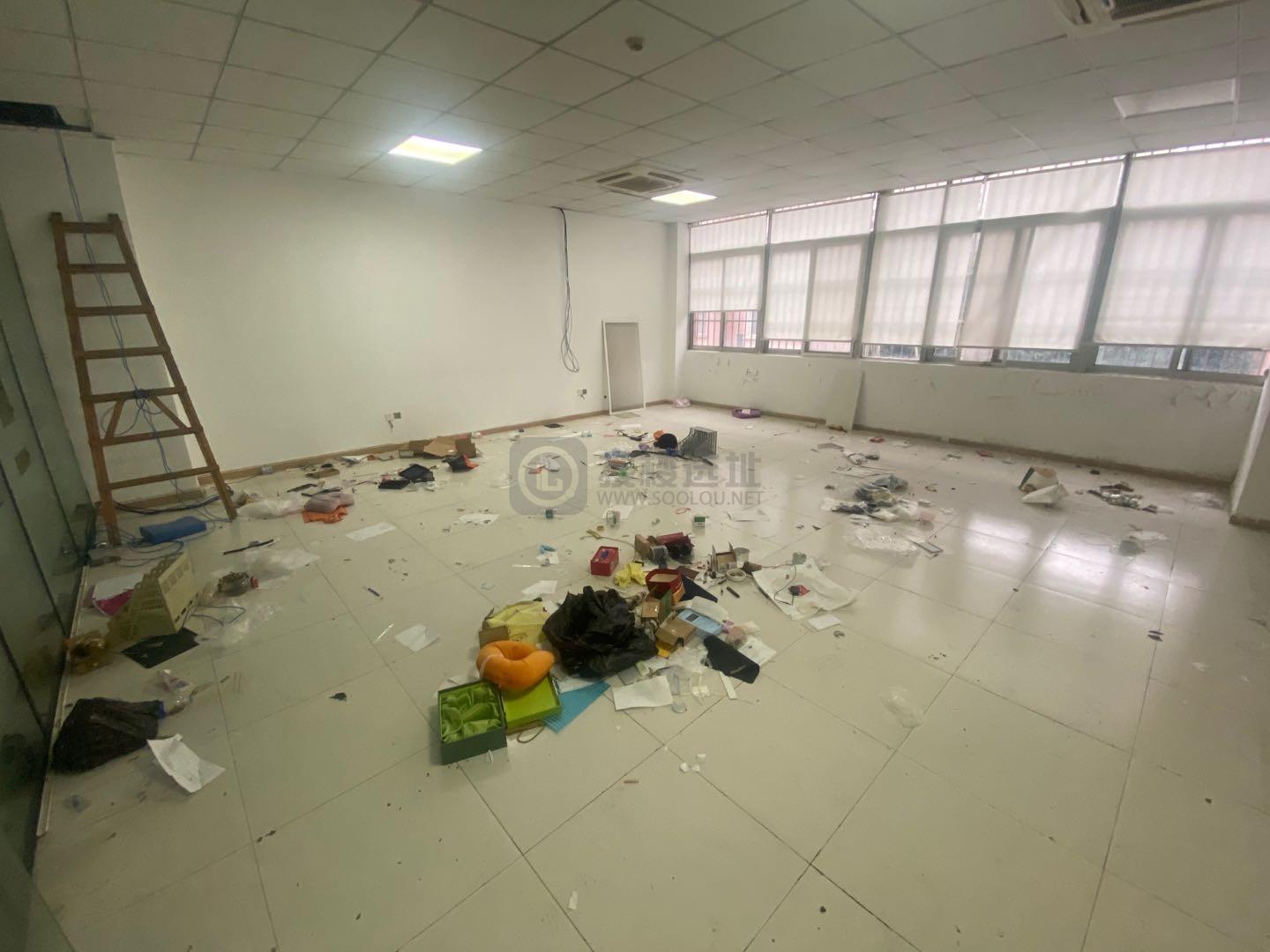 侨智港（京妆产业园）面积256平