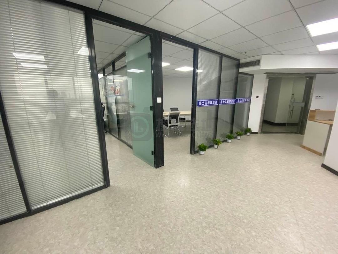 金山大厦面积130平