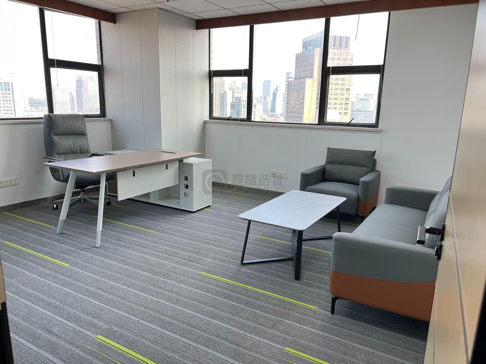 建伟大厦面积261平