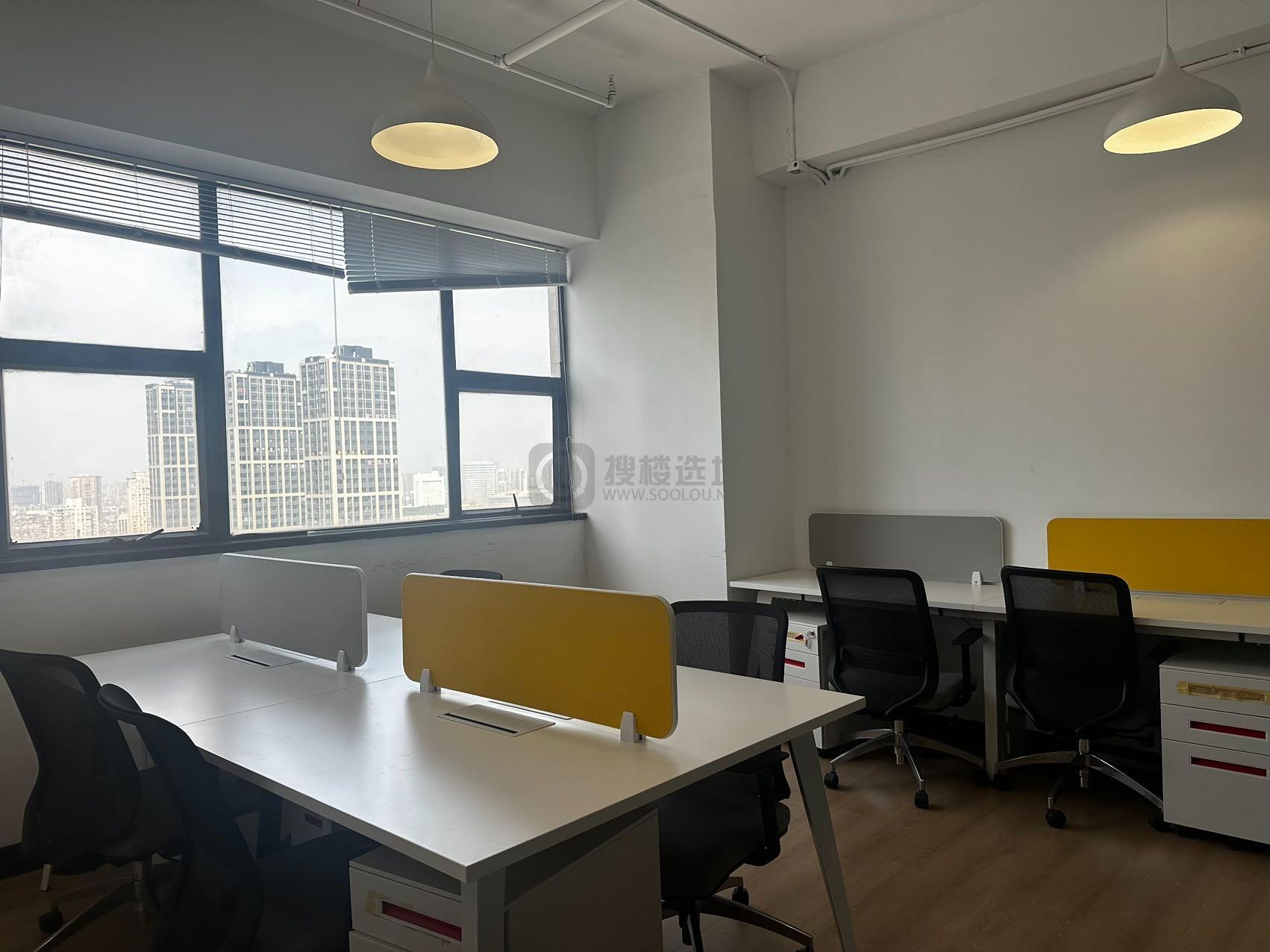 建伟大厦面积30平