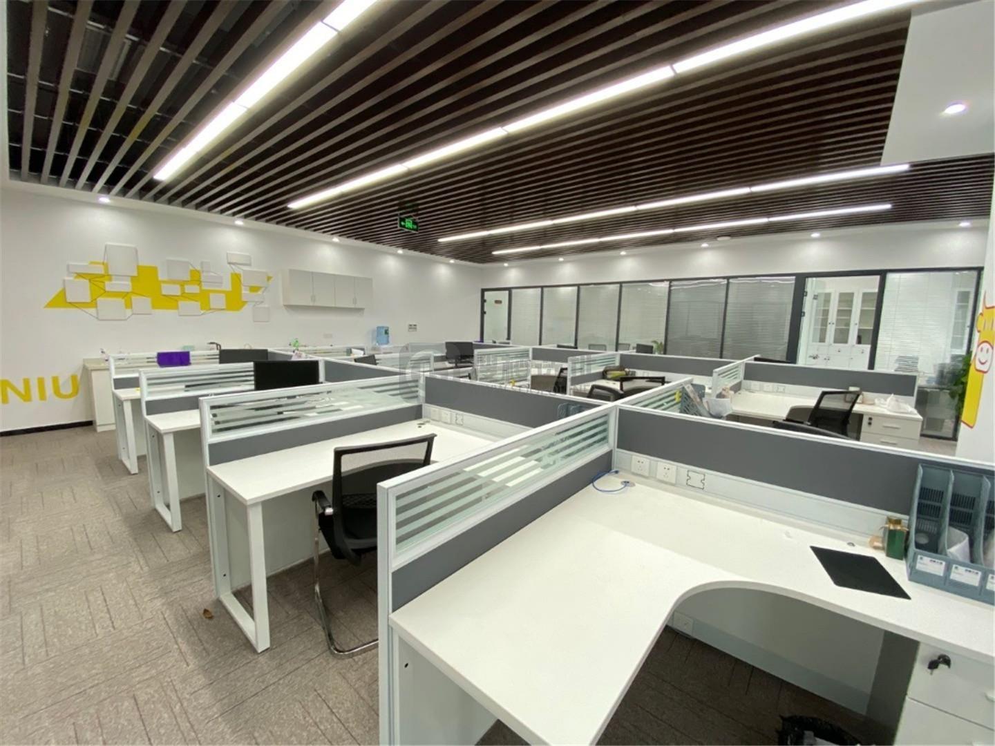 徽商大厦面积250平