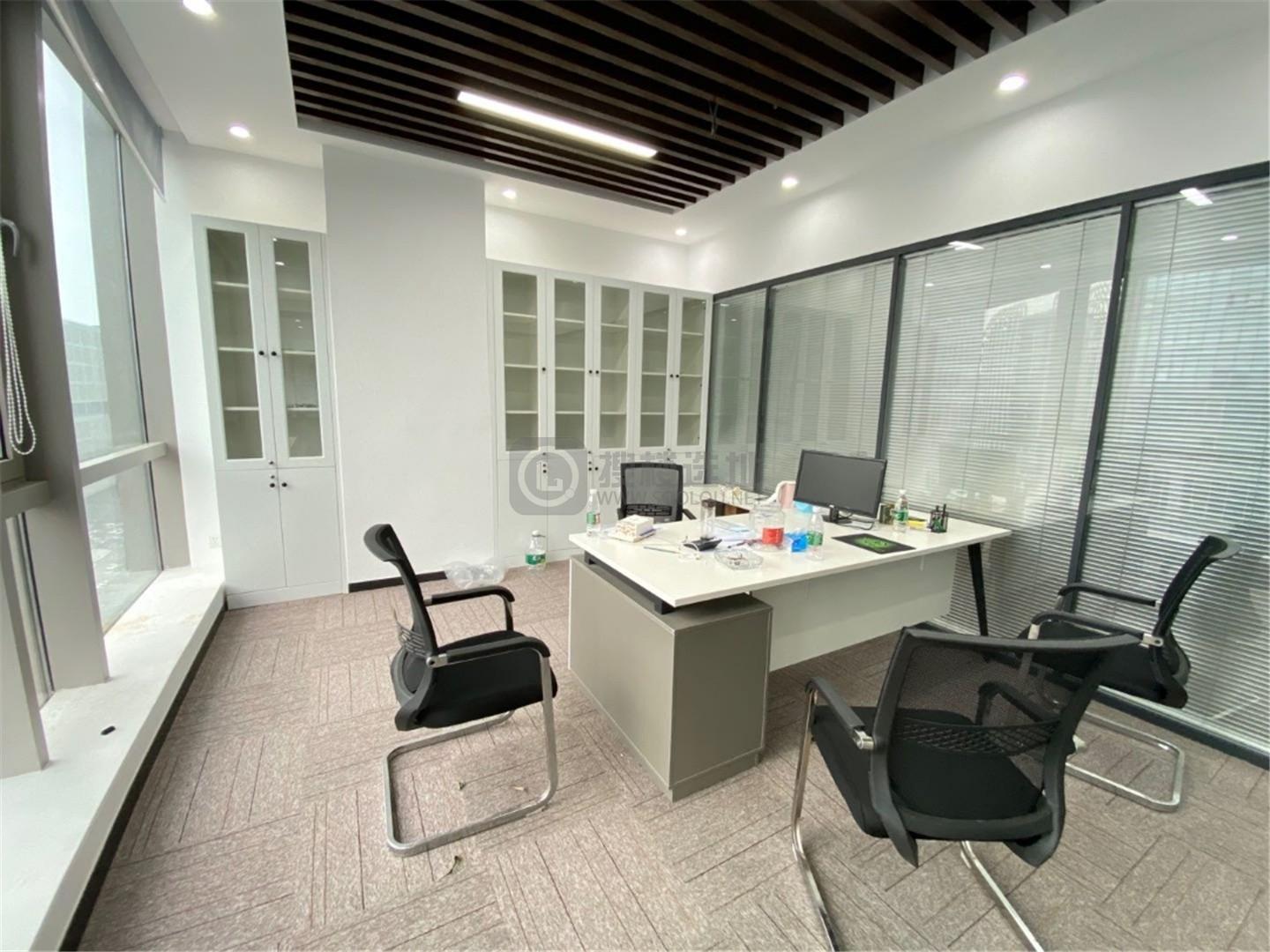 徽商大厦面积250平