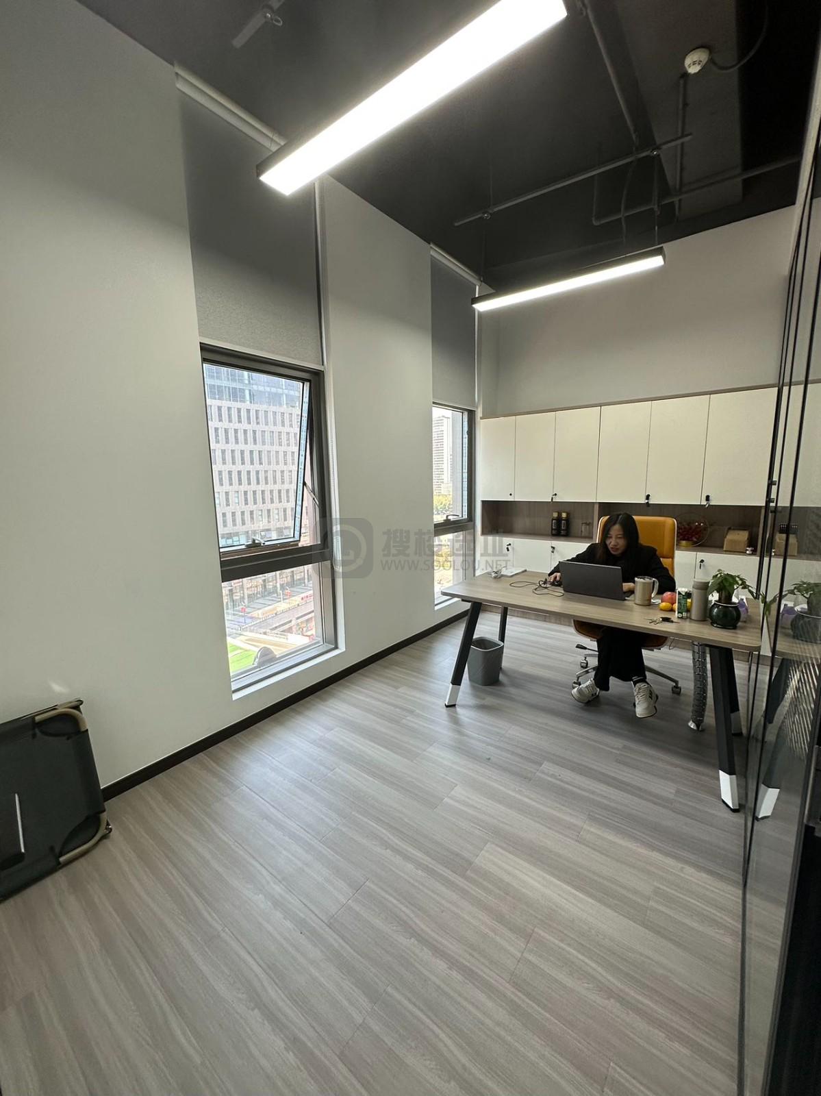 鼓楼创新广场面积400平