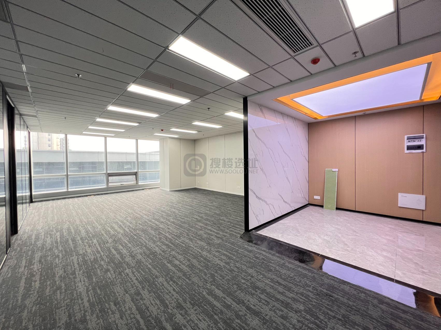 高铁网谷面积257平