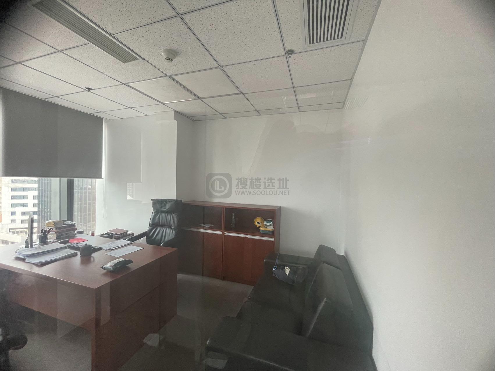 苏宁生活广场面积104平