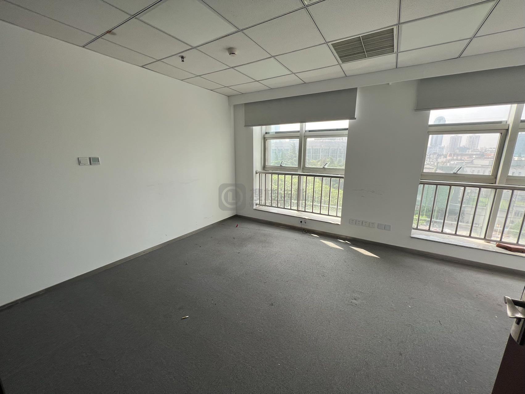 民防大厦面积250平